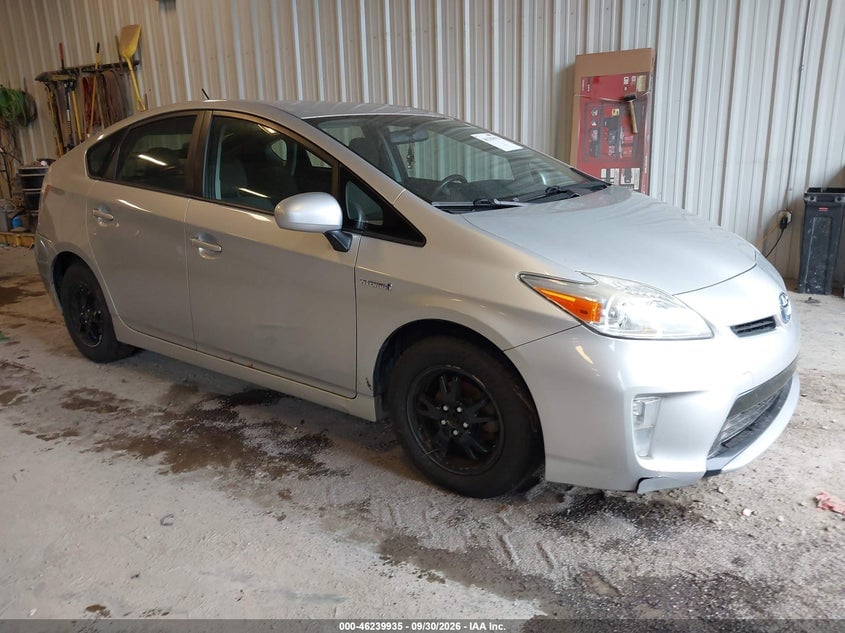 2014 TOYOTA PRIUS TWO | JTDKN3DU6E1773534 | UPCARS