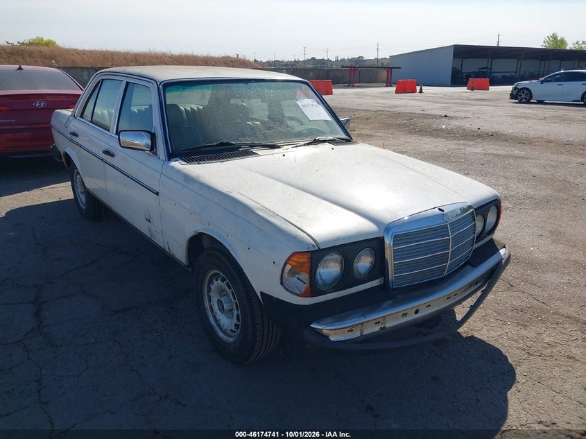 1982 MERCEDES-BENZ 240 D | WDBAB23A5CB344543 | UPCARS