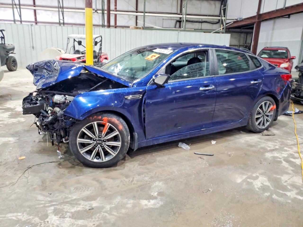 2019 KIA OPTIMA LX | 5XXGT4L37KG365103 | UPCARS