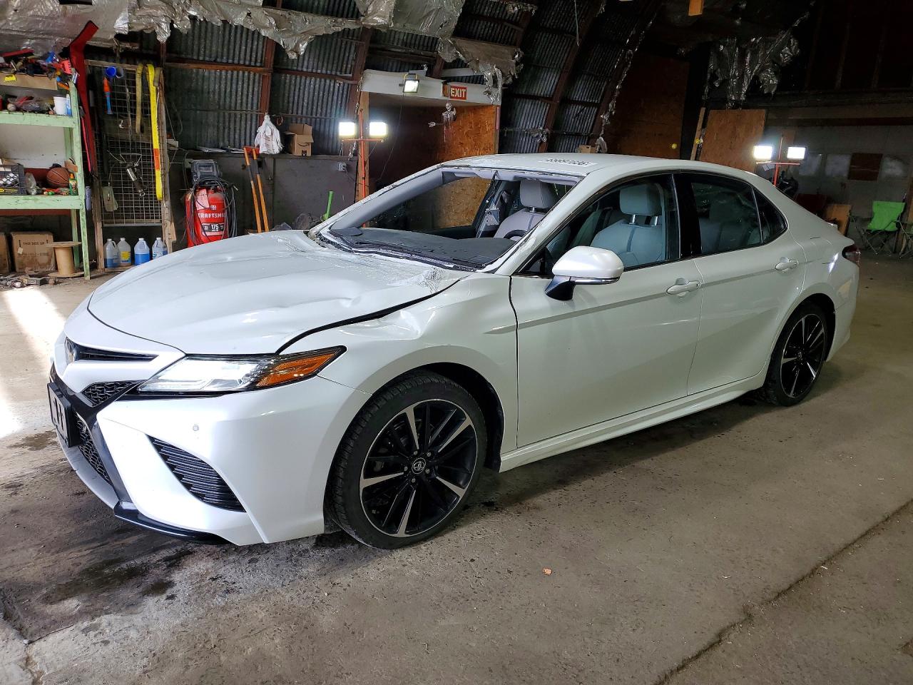 2018 TOYOTA CAMRY XSE | 4T1B61HK4JU121686 | UPCARS