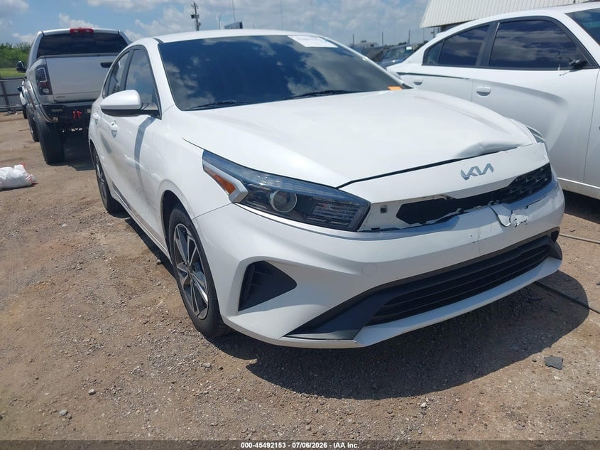 2023 KIA FORTE LXS | 3KPF24AD3PE525875 | UPCARS
