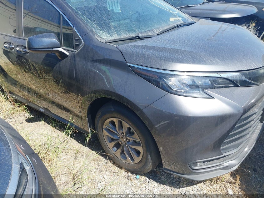 2025 TOYOTA SIENNA XLE | 5TDJRKEC4SS236546 | UPCARS