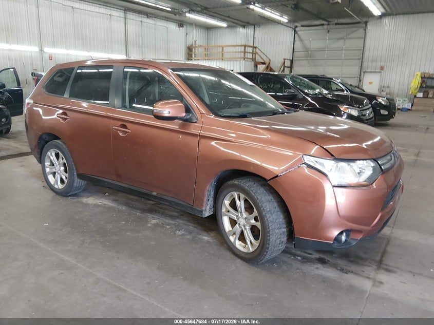 2014 MITSUBISHI OUTLANDER SE | JA4AZ3A32EZ019277 | UPCARS