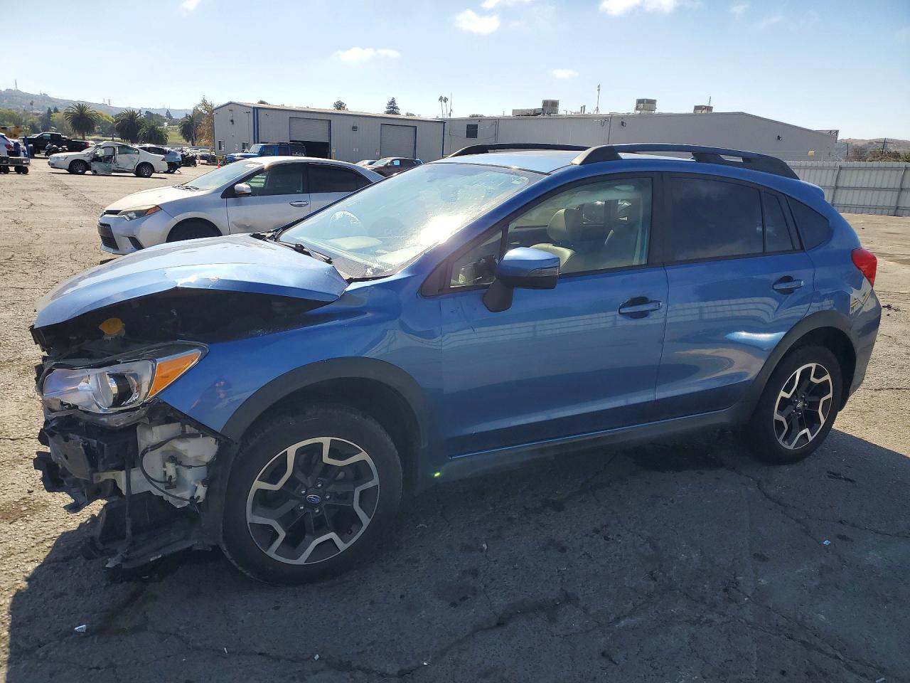 2016 SUBARU CROSSTREK LIMITED | JF2GPANC8G8273929 | UPCARS