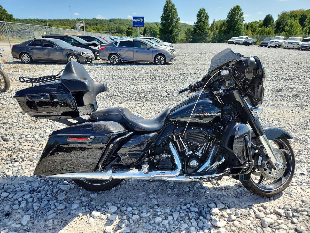 2017 HARLEY-DAVIDSON FL CVO STREET GLIDE | 1HD1PXF14HB954225 | UPCARS