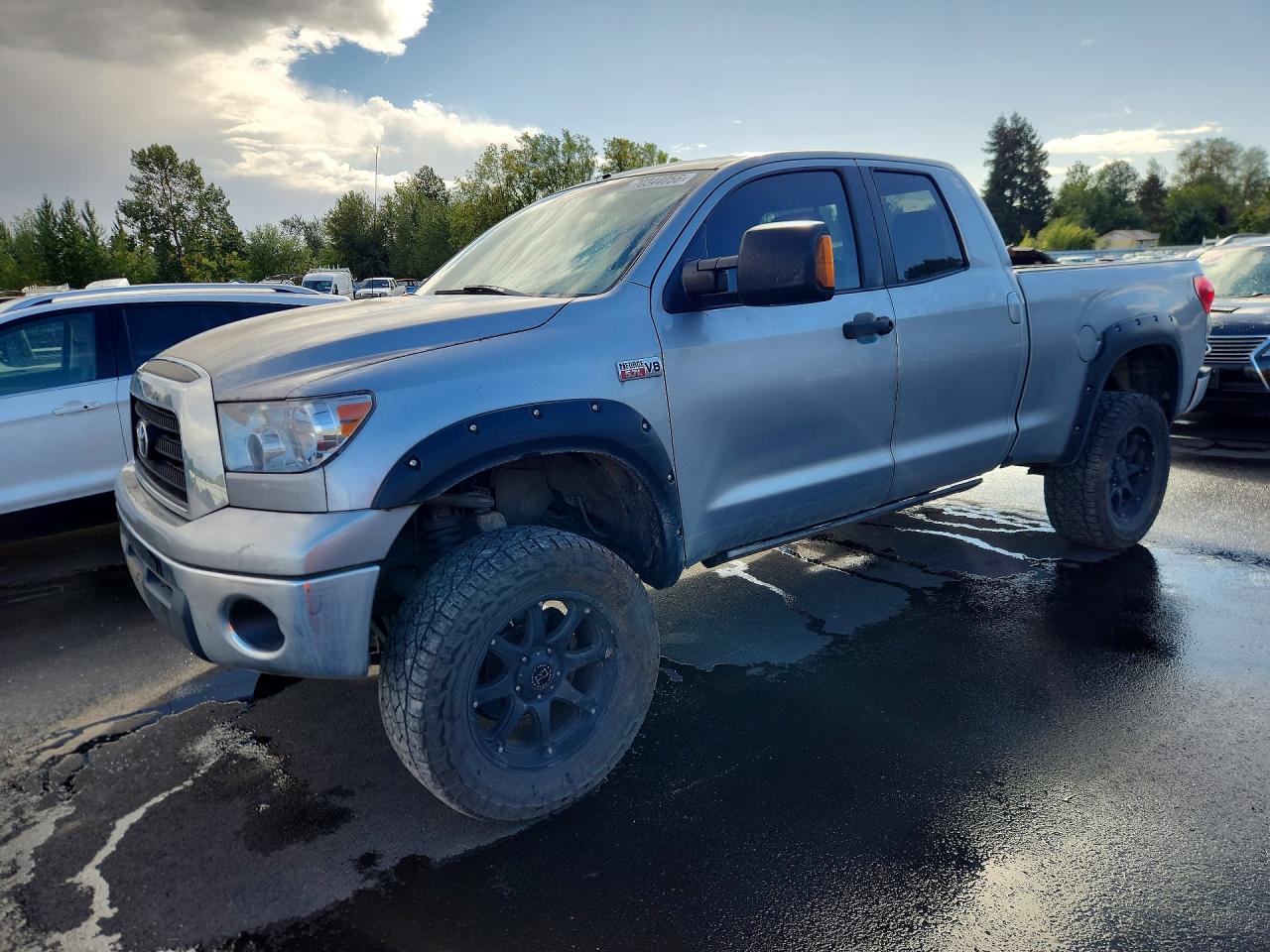 2008 TOYOTA TUNDRA SR5 | 5TFBV541X8X071882 | UPCARS