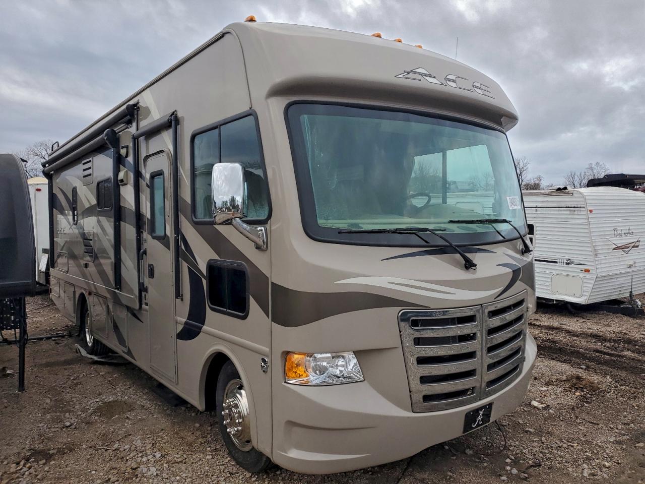 2014 FORD UNKNOWN ACE RECREATIONAL VEHICLE | 1F64F5DY9E0A03275 | UPCARS