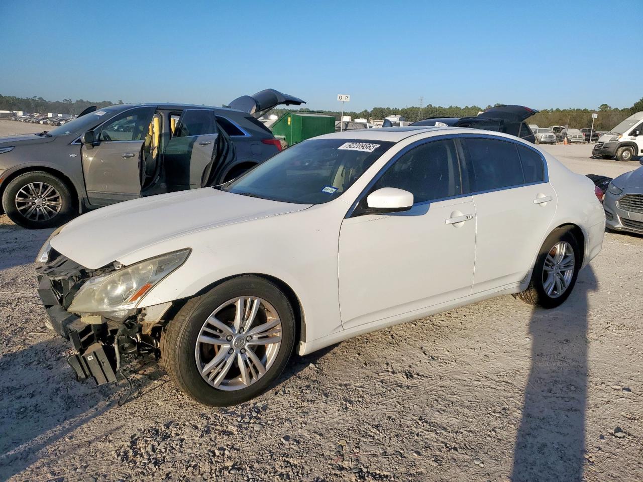 2011 INFINITI G37 BASE | JN1CV6AP6BM304090 | UPCARS