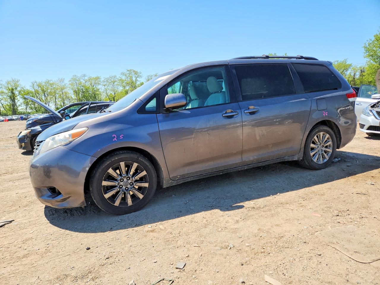 2012 TOYOTA SIENNA LE | 5TDJK3DC1CS035636 | UPCARS