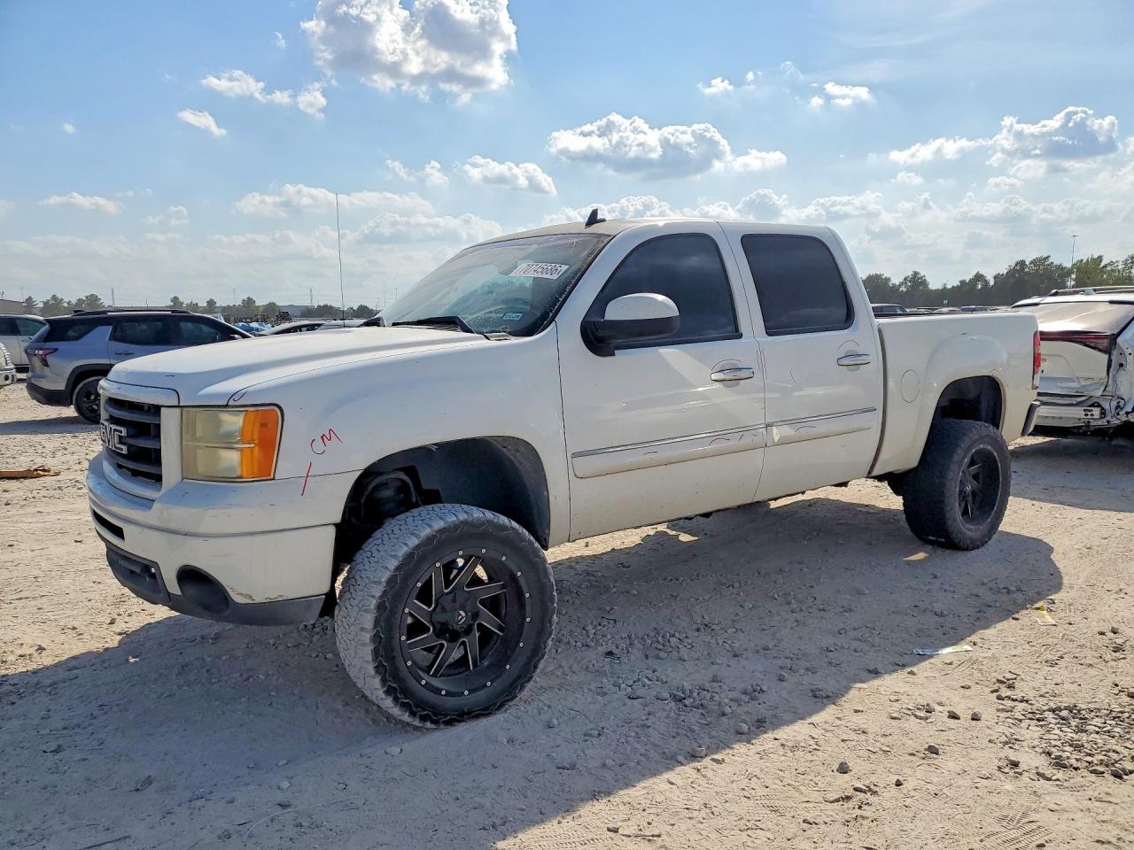 2011 GMC SIERRA C1500 SLE | 3GTP1VE07BG213365 | UPCARS