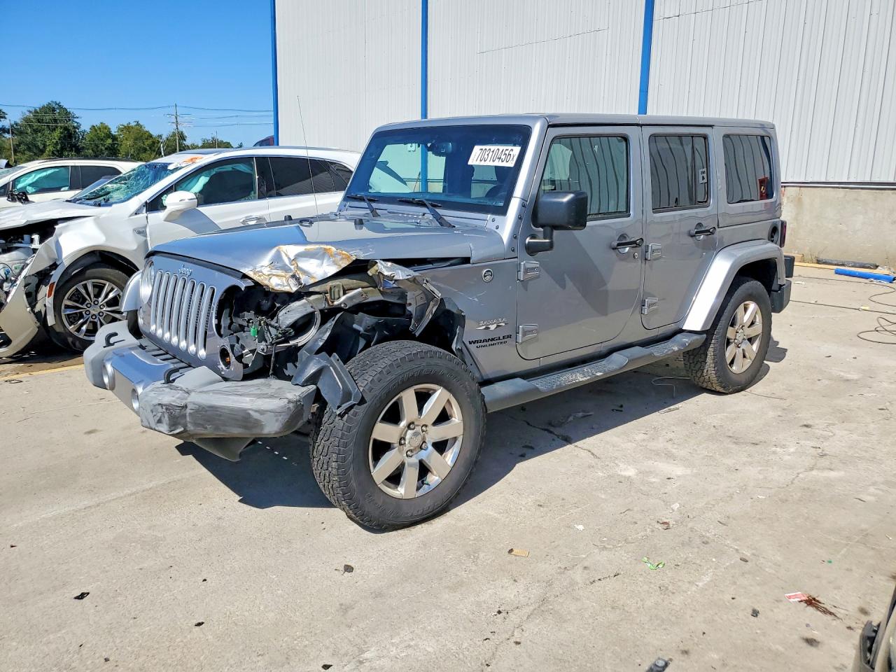 2017 JEEP WRANGLER SAHARA | 1C4BJWEGXHL590166 | UPCARS