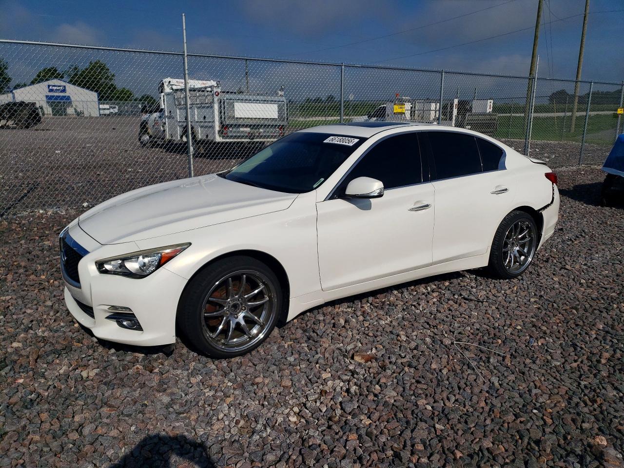 2015 INFINITI Q50 PREMIUM | JN1BV7AR8FM423770 | UPCARS