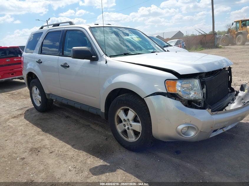 2010 FORD ESCAPE XLT | 1FMCU9D72AKC28967 | UPCARS