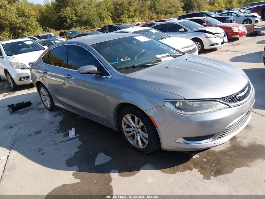 2015 CHRYSLER 200 LIMITED | 1C3CCCAB5FN503772 | UPCARS