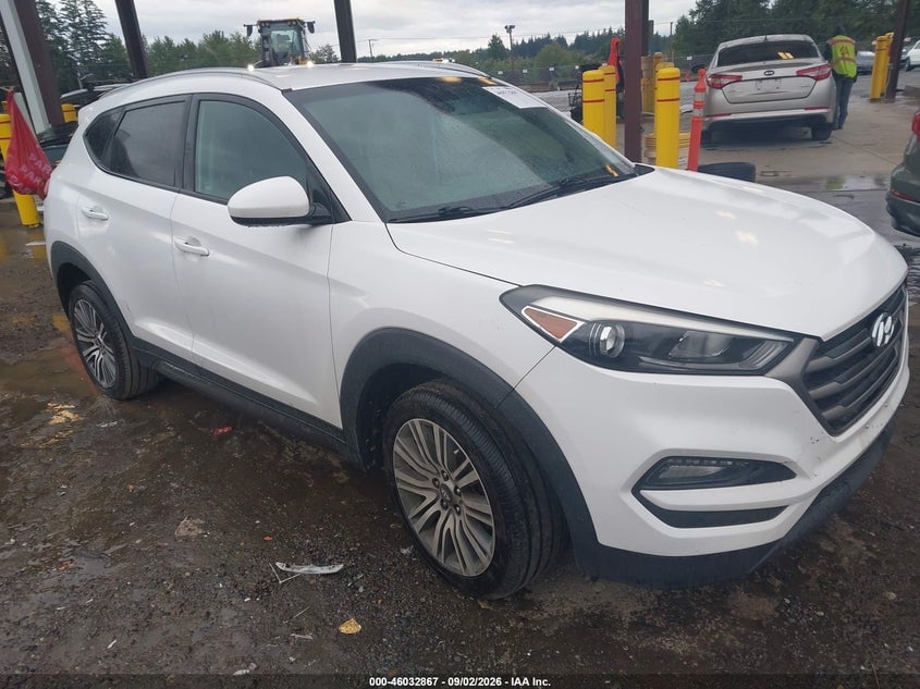 2016 HYUNDAI TUCSON SE | KM8J33A45GU137951 | UPCARS