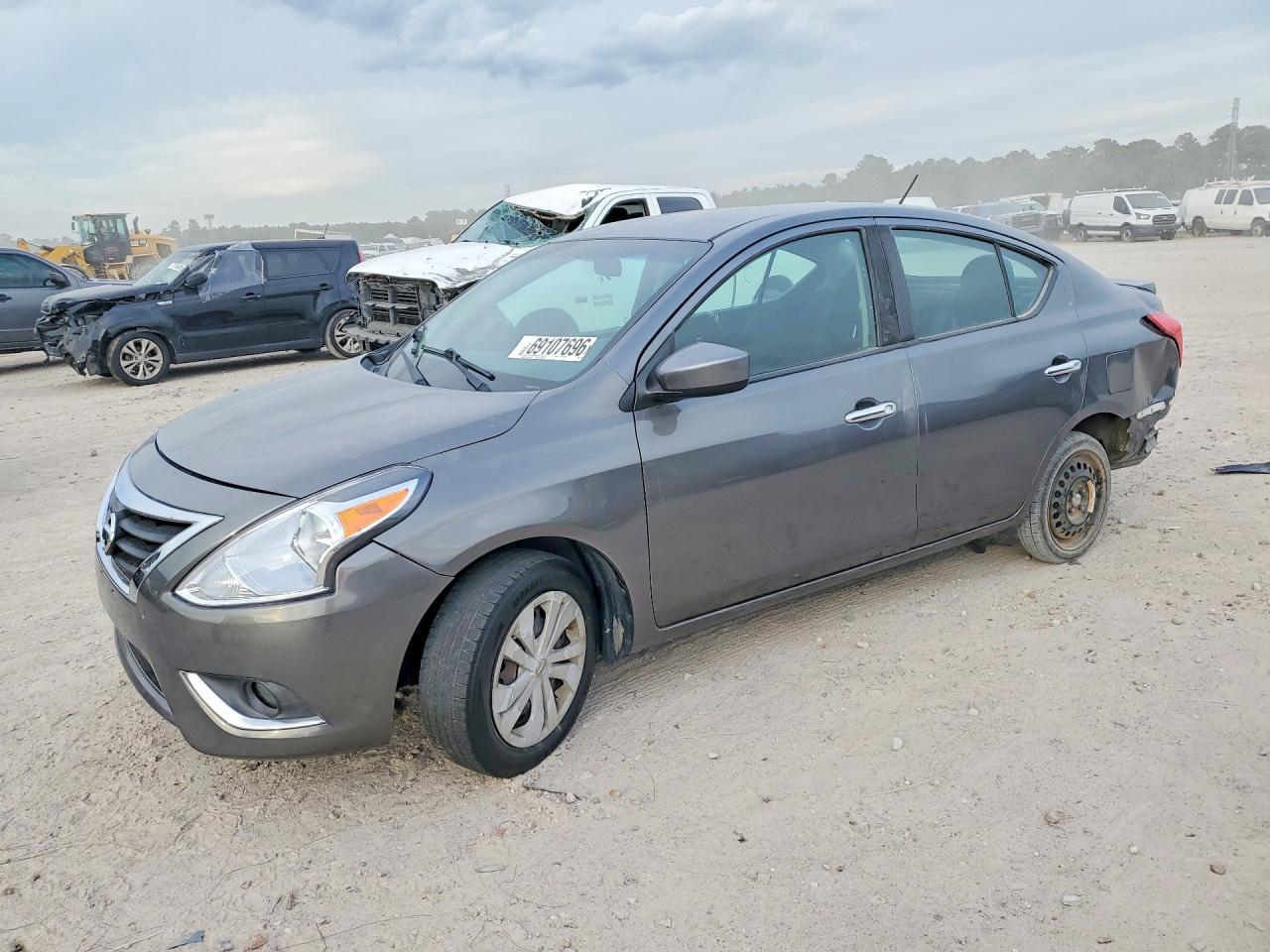 2018 NISSAN VERSA SV | 3N1CN7AP3JL872702 | UPCARS
