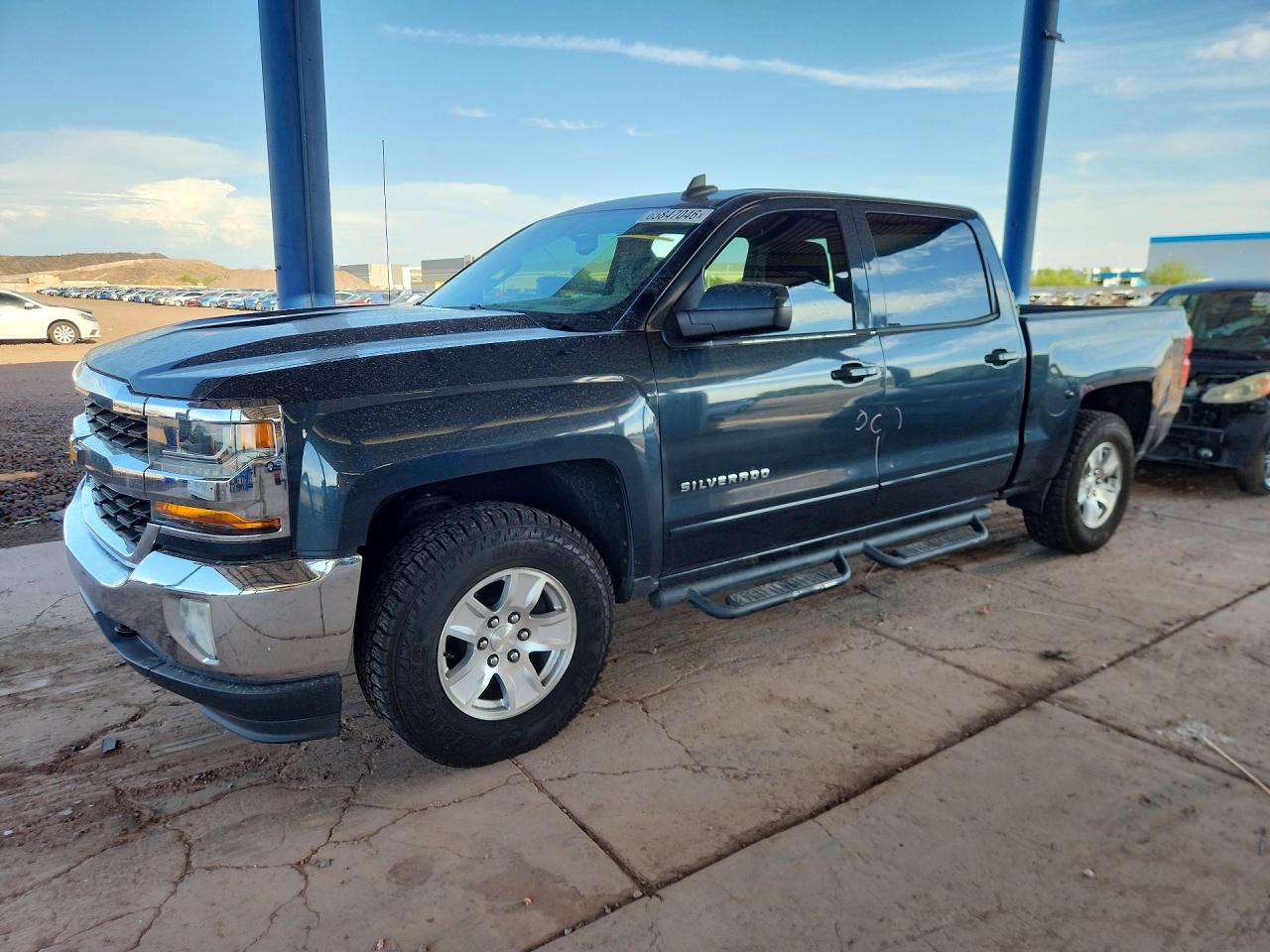 2018 CHEVROLET SILVERADO K1500 LT | 3GCUKREC3JG560935 | UPCARS