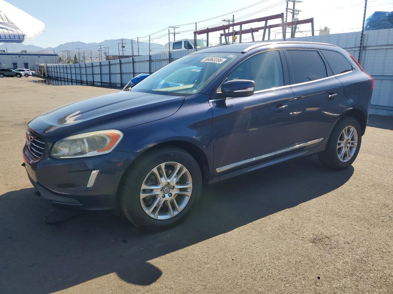2015 VOLVO XC60 T5 PLATINUM | YV440MDD7F2601454 | UPCARS