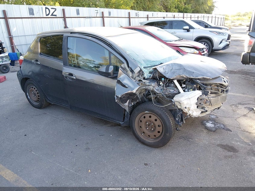 2013 TOYOTA YARIS LE | JTDKTUD36DD556730 | UPCARS
