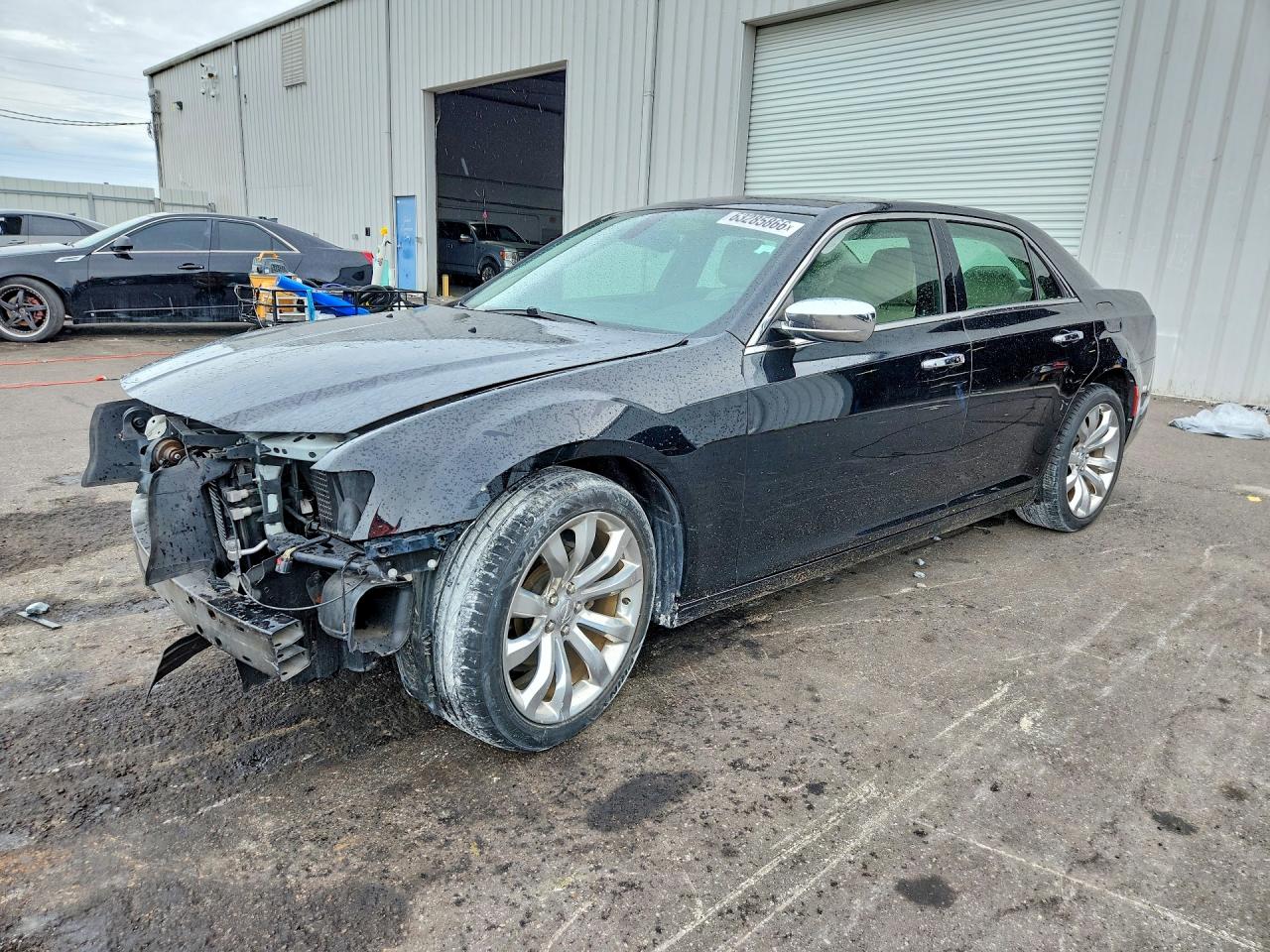 2018 CHRYSLER 300 LIMITED | 2C3CCAEG5JH159226 | UPCARS