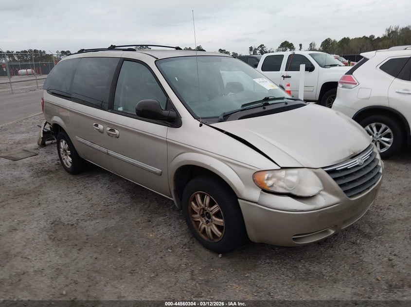 2005 CHRYSLER TOWN & COUNTRY TOURING | 2C8GP54LX5R422316 | UPCARS
