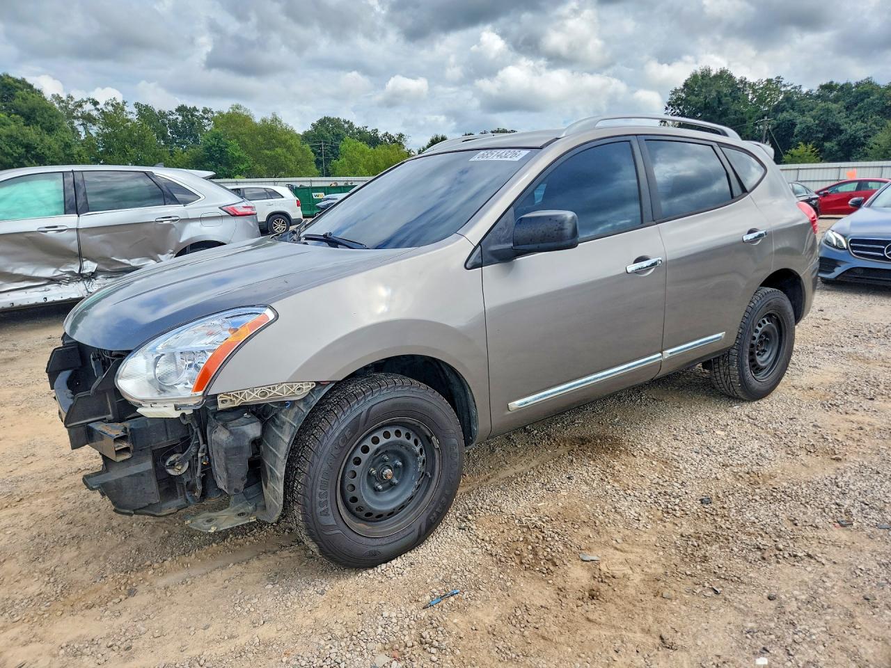 2015 NISSAN ROGUE S | JN8AS5MT0FW155853 | UPCARS