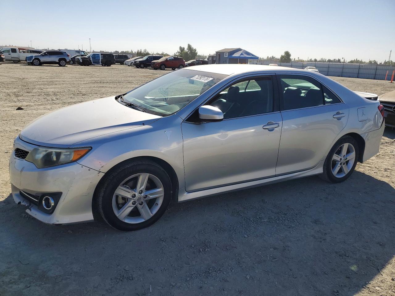 2014 TOYOTA CAMRY SE | 4T1BF1FK8EU774112 | UPCARS