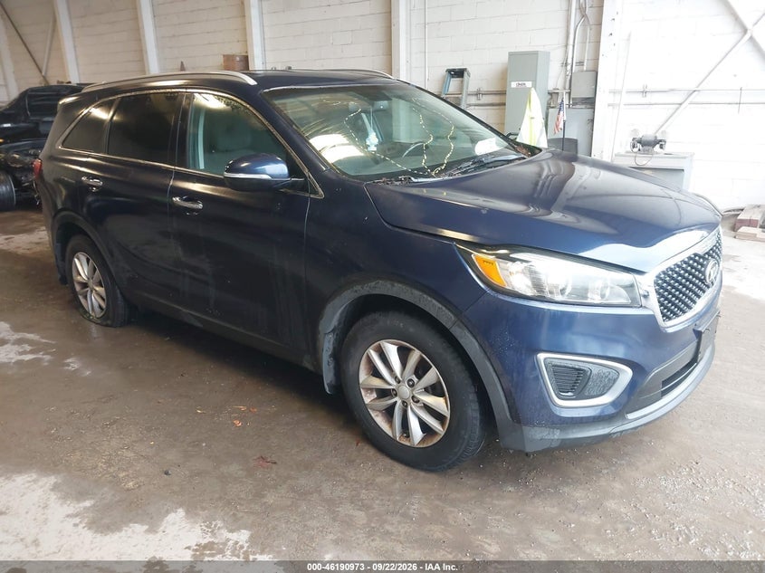 2016 KIA SORENTO LX | 5XYPG4A31GG063770 | UPCARS