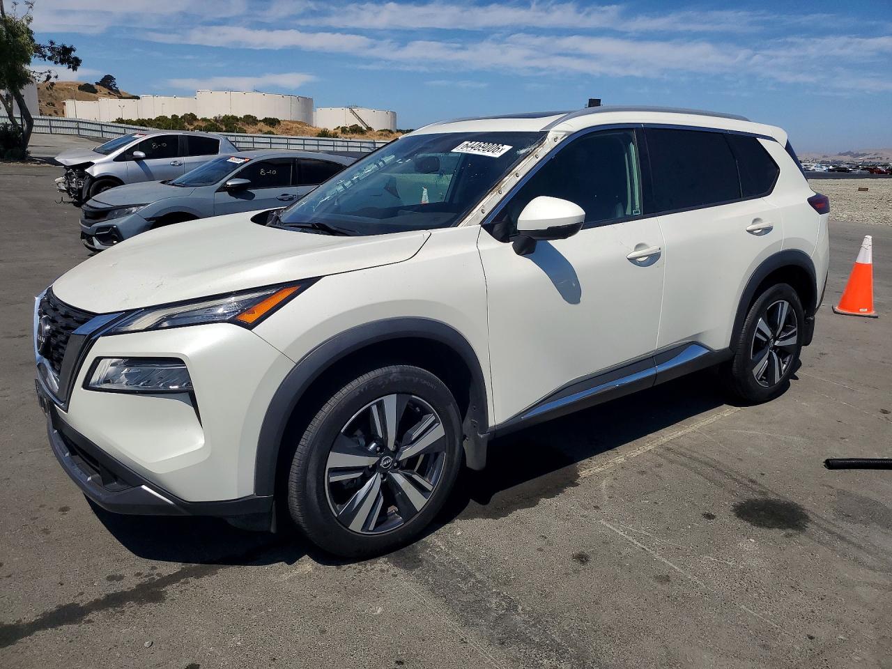 2022 NISSAN ROGUE SL | 5N1BT3CA8NC693830 | UPCARS