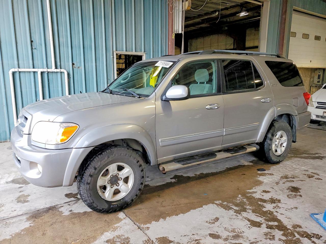 2005 TOYOTA SEQUOIA SR5 | 5TDBT44A65S241494 | UPCARS