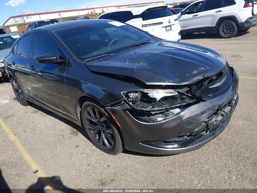 2015 CHRYSLER 200 S | 1C3CCCDG9FN583360 | UPCARS