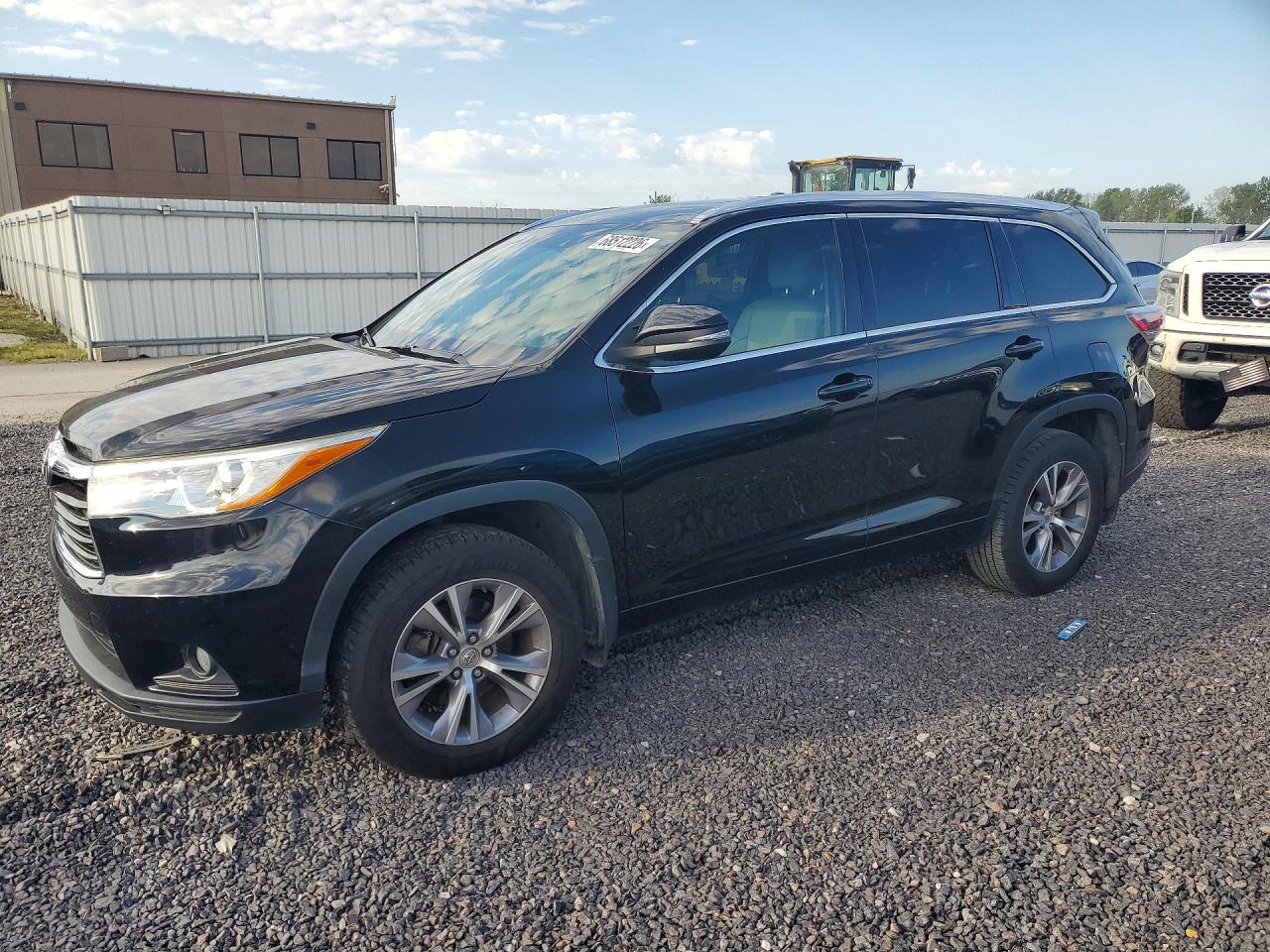 2015 TOYOTA HIGHLANDER XLE | 5TDJKRFH2FS131856 | UPCARS