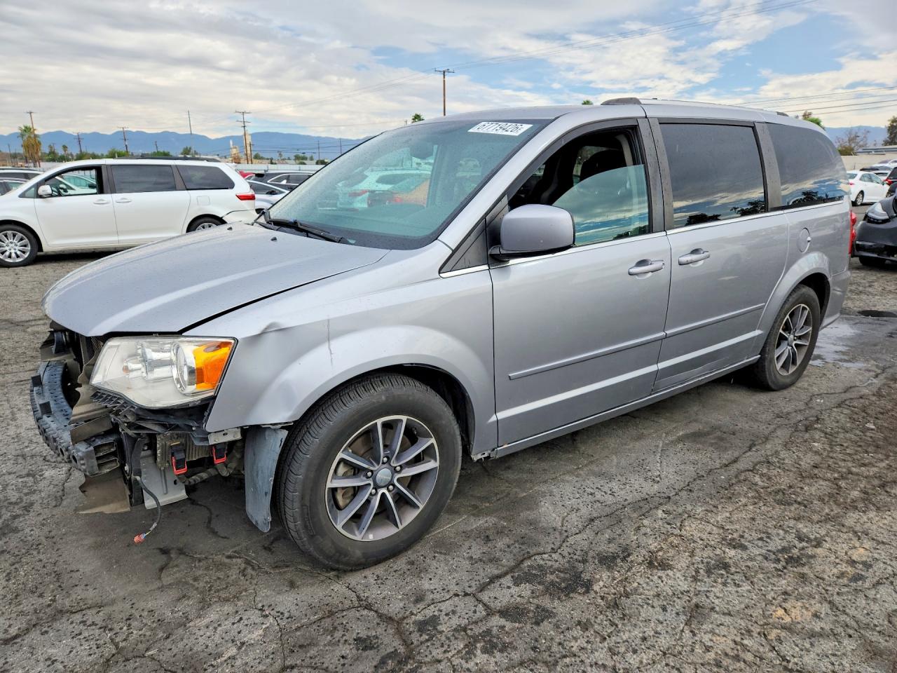 2017 DODGE CARAVAN SXT | 2C4RDGCG6HR806066 | UPCARS