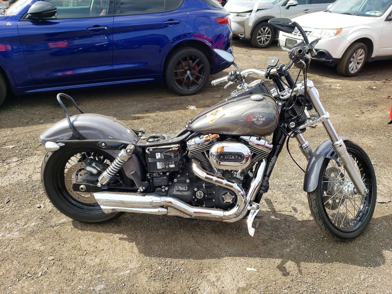 2016 HARLEY-DAVIDSON FX DYNA WIDE GLIDE | 1HD1GPM14GC302054 | UPCARS