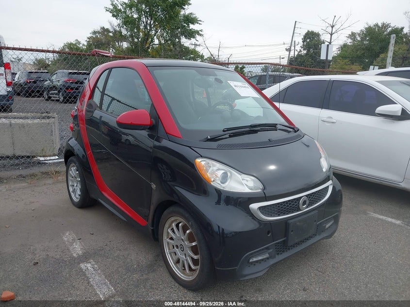 2014 SMART FORTWO ELECTRIC DRIVE PASSION | WMEEJ9AA5EK731115 | UPCARS
