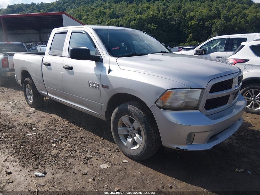 2018 RAM 1500 EXPRESS  4X4 6'4 BOX | 1C6RR7FTXJS351096 | UPCARS