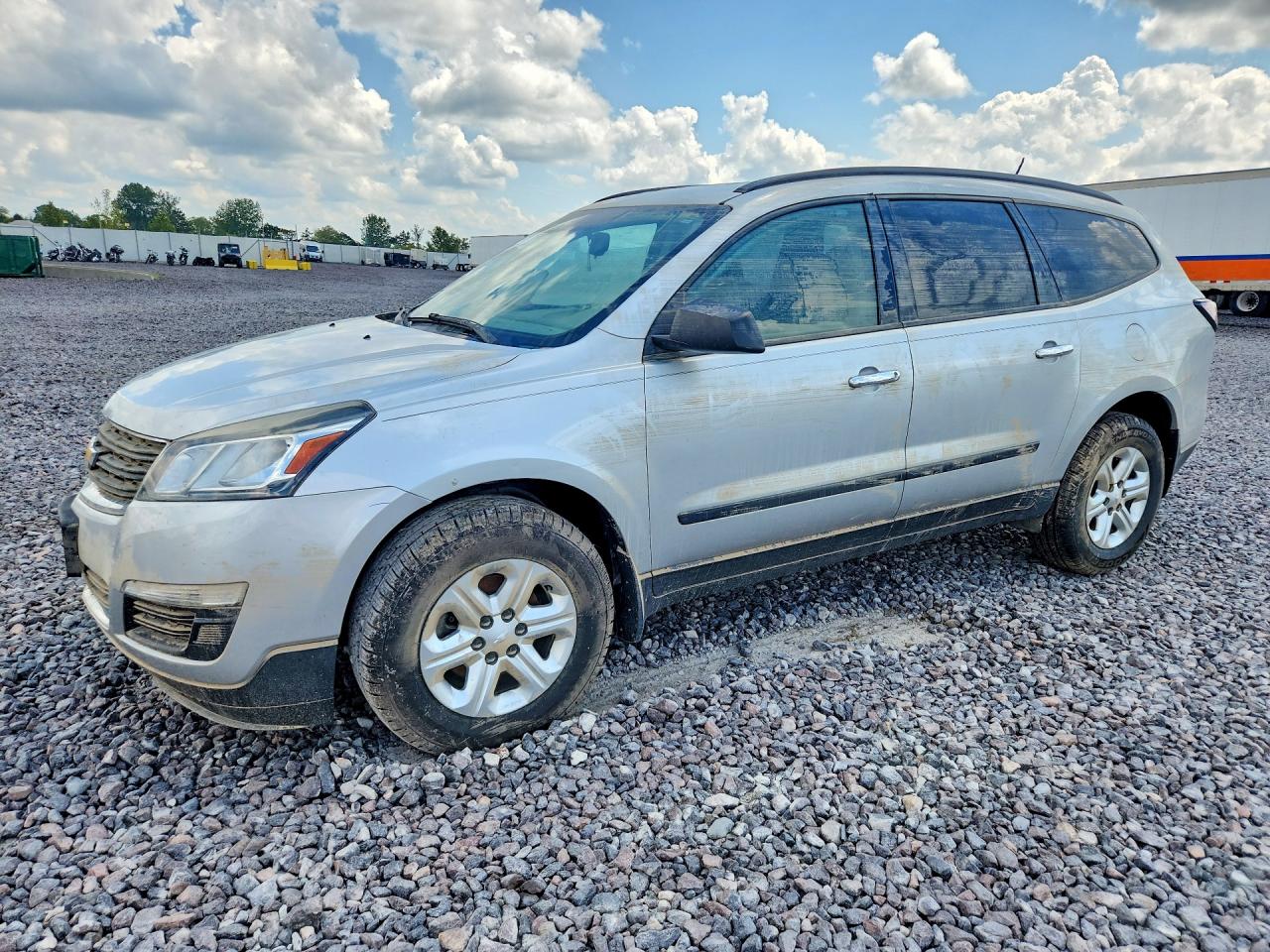 2016 CHEVROLET TRAVERSE LS | 1GNKRFED3GJ147759 | UPCARS