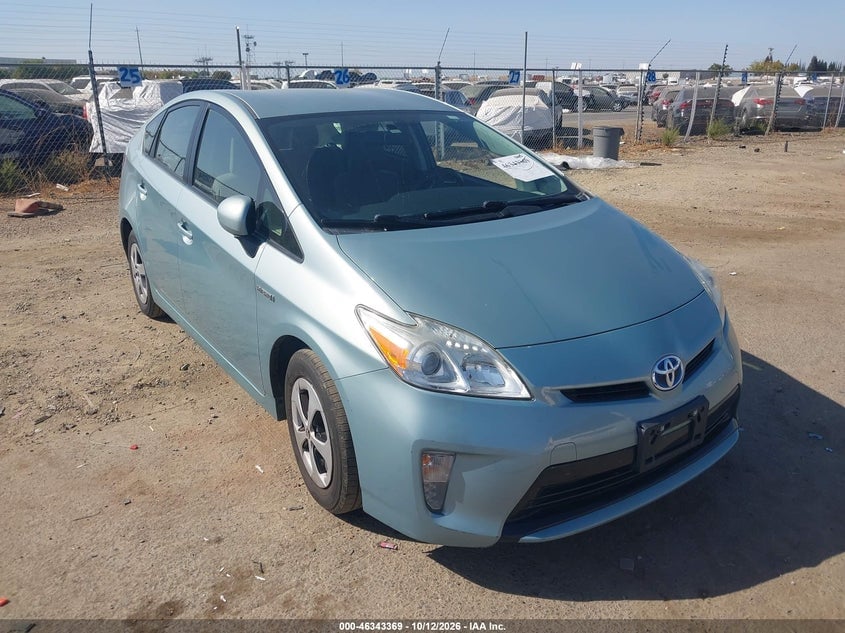 2014 TOYOTA PRIUS TWO | JTDKN3DU3E1823483 | UPCARS