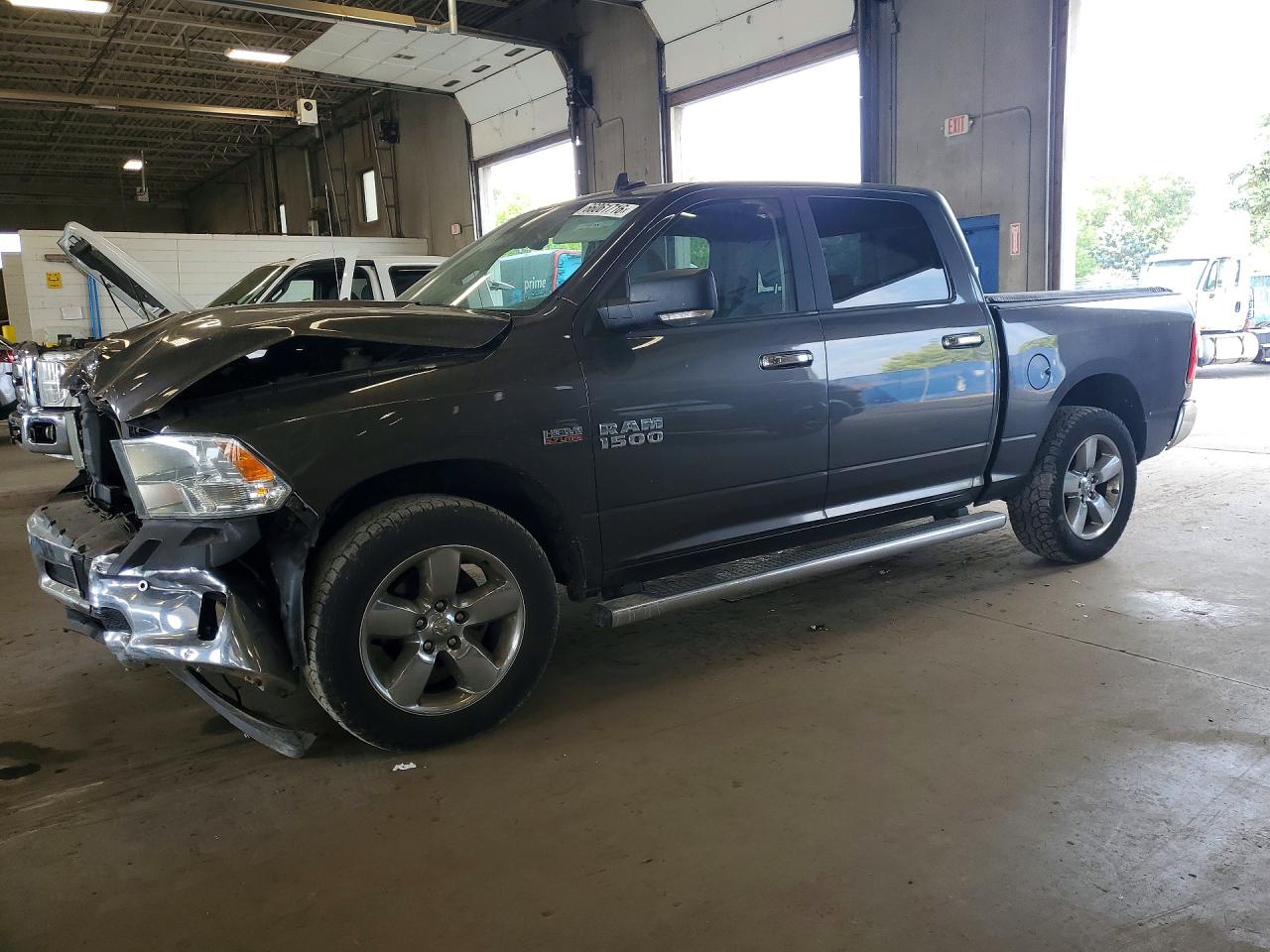 2018 RAM 1500 SLT | 3C6RR7LT8JG228375 | UPCARS