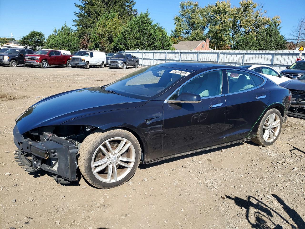 2015 TESLA MODEL S | 5YJSA1E25FF108551 | UPCARS