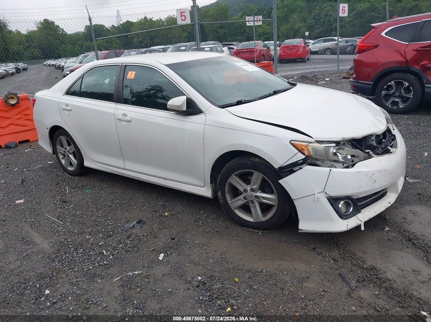 2014 TOYOTA CAMRY SE | 4T1BF1FK4EU336185 | UPCARS