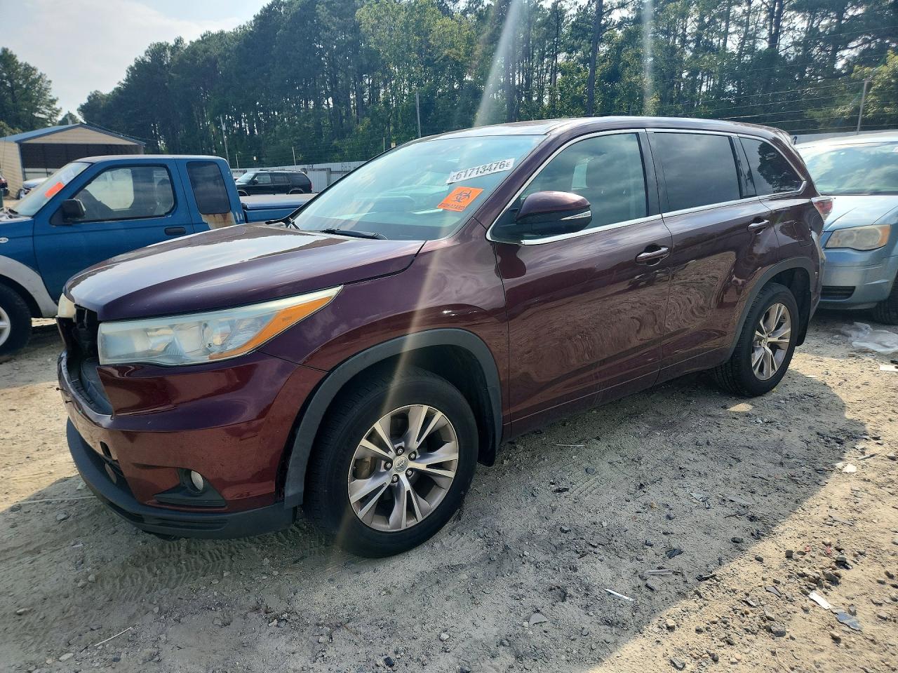 2015 TOYOTA HIGHLANDER LE PLUS | 5TDBKRFH1FS218233 | UPCARS