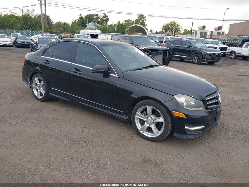 2014 MERCEDES-BENZ C 250 SPORT | WDDGF4HB3EA954694 | UPCARS