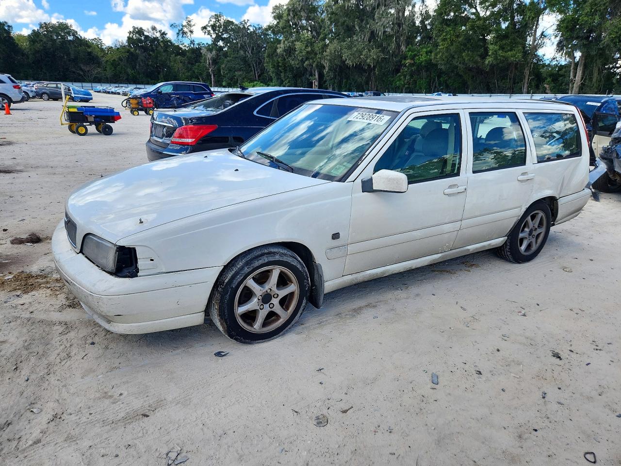 2000 VOLVO V70 BASE | YV1LW61J3Y2693730 | UPCARS