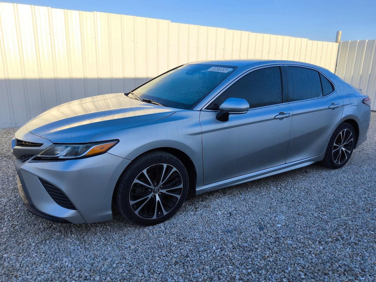 2018 TOYOTA CAMRY SE | 4T1B11HKXJU147031 | UPCARS