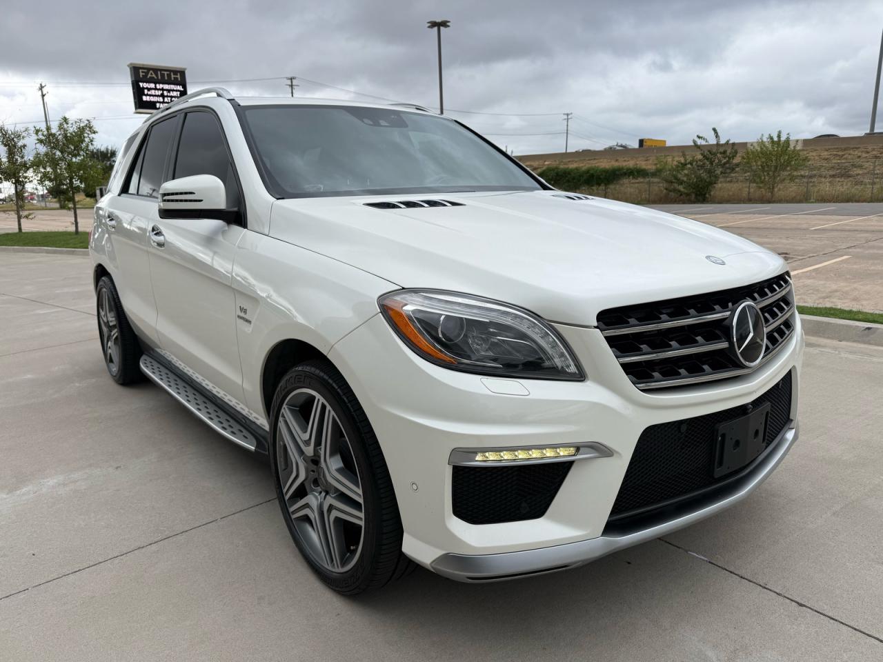 2015 MERCEDES-BENZ M-CLASS 63 AMG | 4JGDA7EBXFA593236 | UPCARS