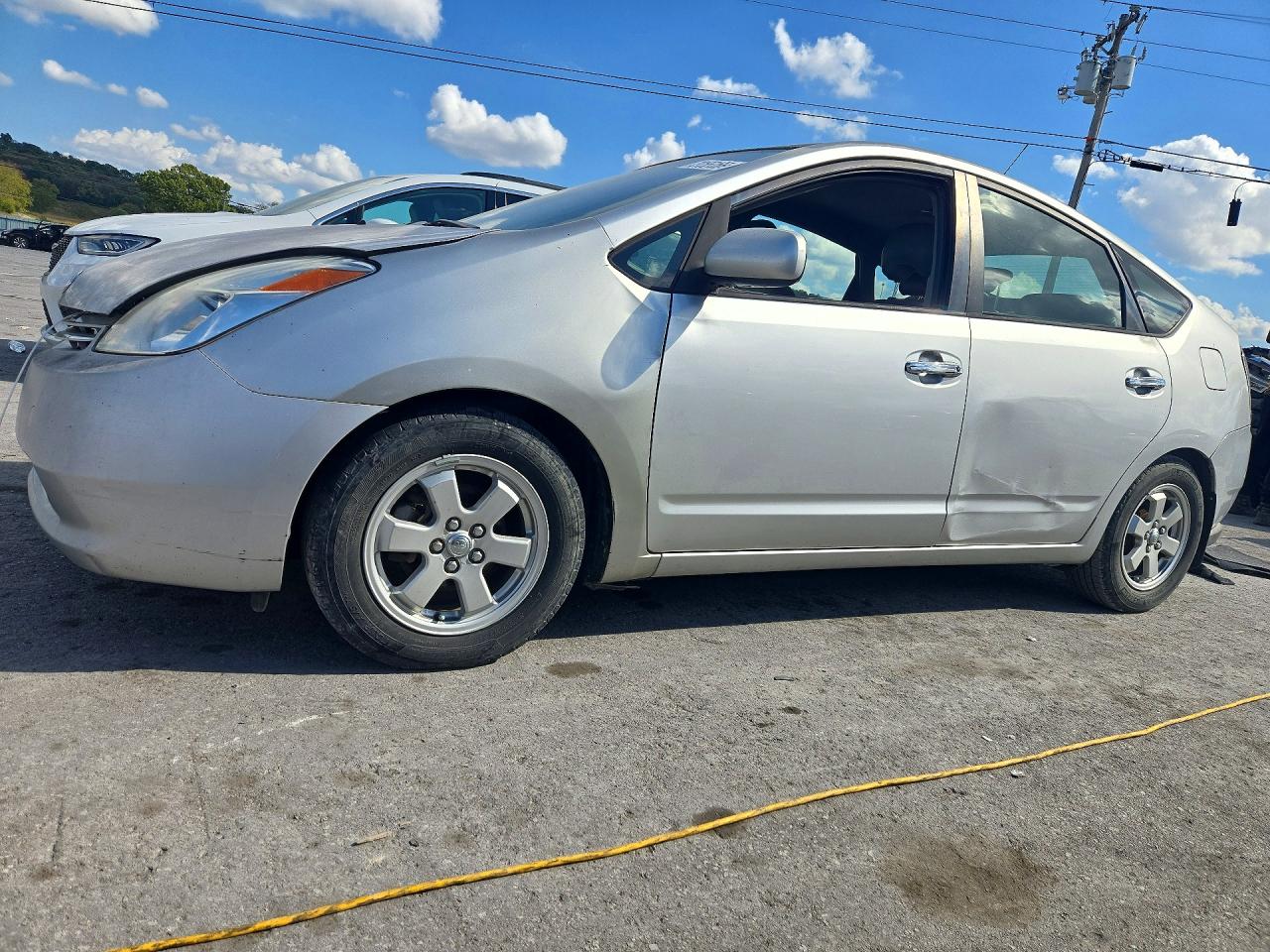 2005 TOYOTA PRIUS BASE | JTDKB22UX57051017 | UPCARS