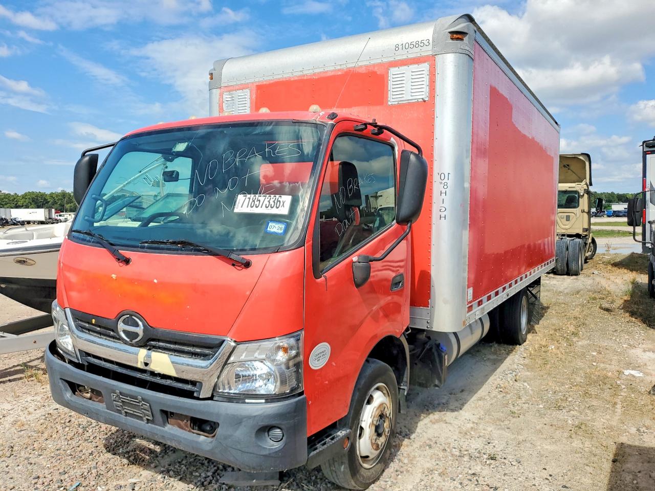 2017 HINO 195 - BOX TRUCK | JHHSDM2H4HK005772 | UPCARS