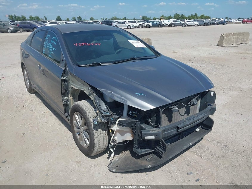 2019 HYUNDAI SONATA SE | 5NPE24AF2KH743940 | UPCARS