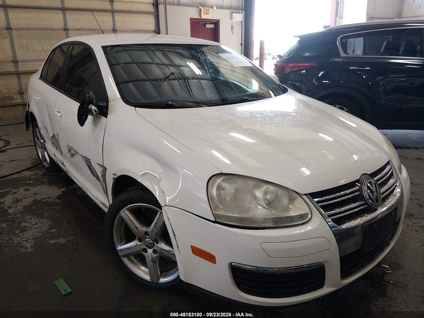 2010 VOLKSWAGEN JETTA LIMITED EDITION | 3VWAZ7AJ9AM109546 | UPCARS
